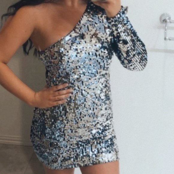 One Shoulder Sequin Dress - Picture 5 of 7